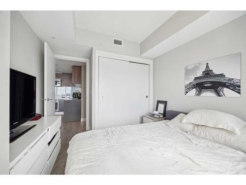 1910-1188 3 Street Se, Calgary, AB - Indoor Photo Showing Bedroom