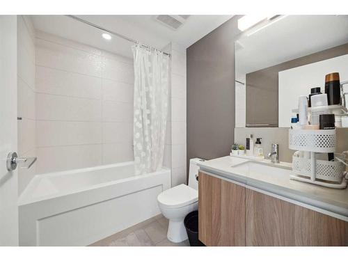 1910-1188 3 Street Se, Calgary, AB - Indoor Photo Showing Bathroom