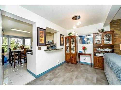 356 Falton Drive Ne, Calgary, AB - Indoor