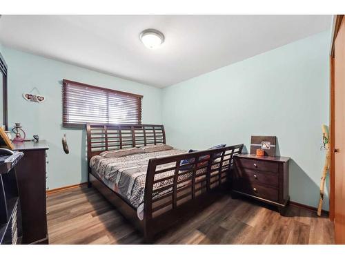 1210 Grey Street, Carstairs, AB - Indoor Photo Showing Bedroom