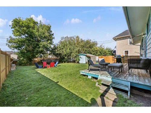 1210 Grey Street, Carstairs, AB - Outdoor With Backyard