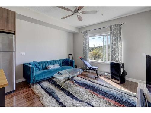 115-16 Sage Hill Terrace Nw, Calgary, AB - Indoor Photo Showing Living Room