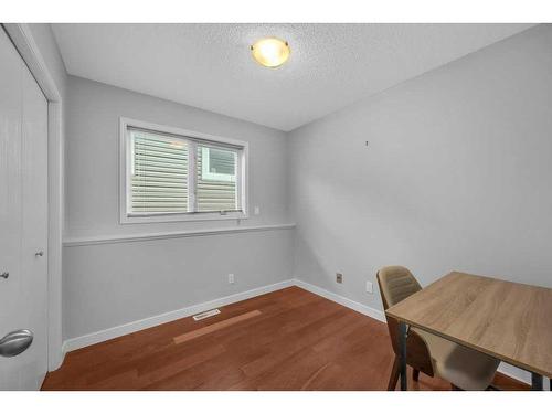 2435 Morris Crescent Se, Airdrie, AB - Indoor Photo Showing Other Room