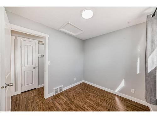 21 Rundlelawn Court Ne, Calgary, AB - Indoor Photo Showing Other Room