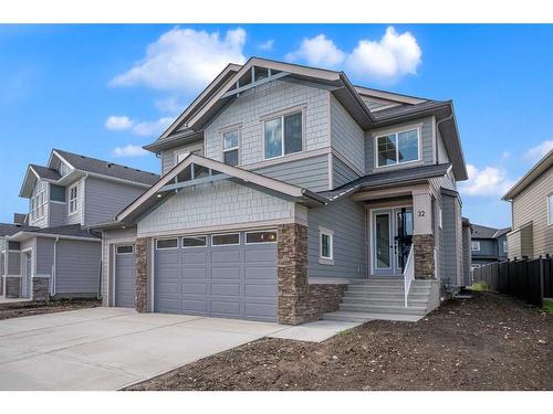 32 South Shore Manor, Chestermere, AB 