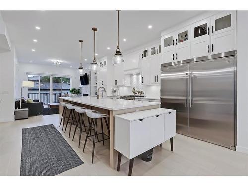 2010 26A Street Sw, Calgary, AB - Indoor Photo Showing Kitchen With Stainless Steel Kitchen With Upgraded Kitchen