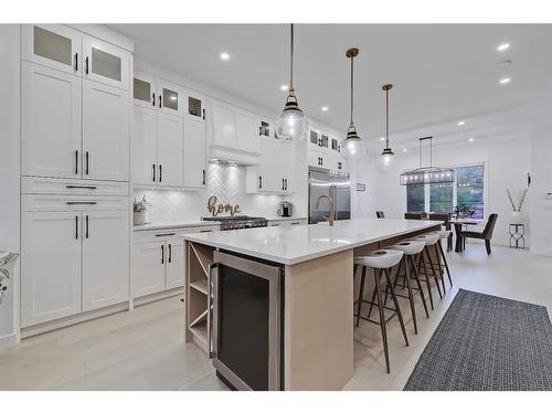 2010 26A Street Sw, Calgary, AB - Indoor Photo Showing Kitchen With Upgraded Kitchen