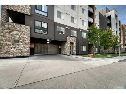 413-10 Kincora Glen Park Nw, Calgary, AB - Outdoor