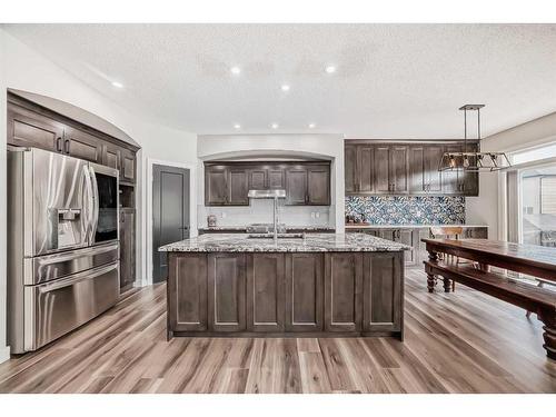 136 Saddlecrest Green Ne, Calgary, AB - Indoor Photo Showing Kitchen