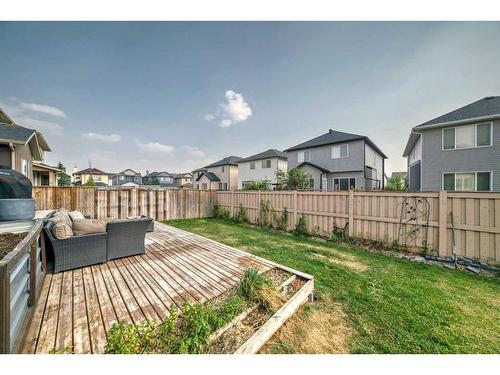 136 Saddlecrest Green Ne, Calgary, AB - Outdoor