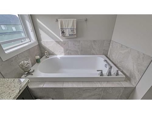 115 Saddlelake Way Ne, Calgary, AB - Indoor Photo Showing Bathroom