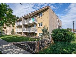 302-312 15 Avenue NE Calgary, AB T2E 1H2