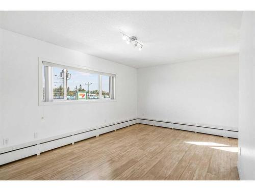 302-312 15 Avenue Ne, Calgary, AB - Indoor Photo Showing Other Room