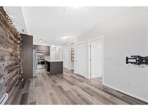 1314-298 Sage Meadows Park Nw, Calgary, AB - Indoor Photo Showing Kitchen With Upgraded Kitchen