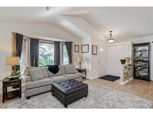 30 Martinwood Road Ne, Calgary, AB - Indoor Photo Showing Living Room