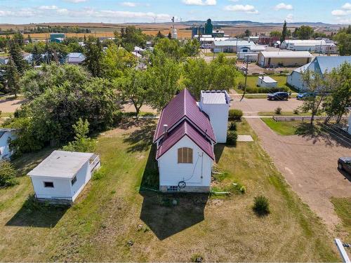 102 3Rd Avenue East, Delia, AB 