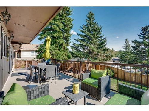 104 Edgedale Drive Nw, Calgary, AB - Outdoor With Deck Patio Veranda With Exterior