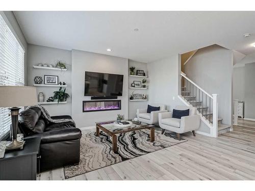 64 Howse Hill Ne, Calgary, AB - Indoor Photo Showing Living Room