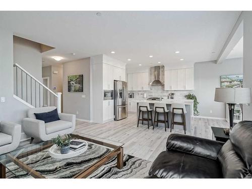 64 Howse Hill Ne, Calgary, AB - Indoor Photo Showing Living Room