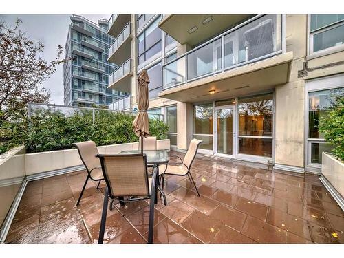 712-222 Riverfront Avenue Sw, Calgary, AB - Outdoor With Exterior