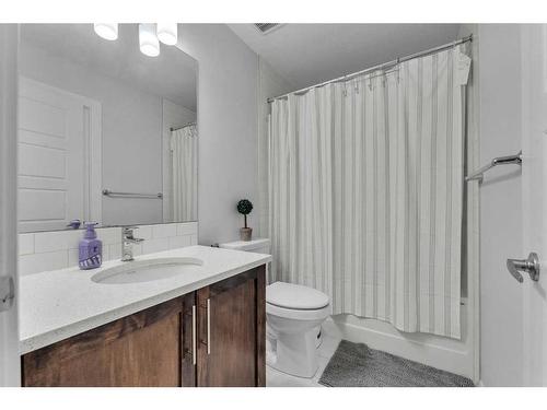 83 Red Sky Crescent, Calgary, AB - Indoor Photo Showing Bathroom