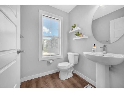 859 Cranston Avenue Se, Calgary, AB - Indoor Photo Showing Bathroom