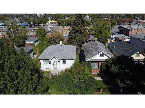 428 15 Avenue Ne, Calgary, AB - Outdoor