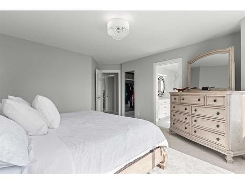 519 Sierra Morena Court Sw, Calgary, AB - Indoor Photo Showing Bedroom