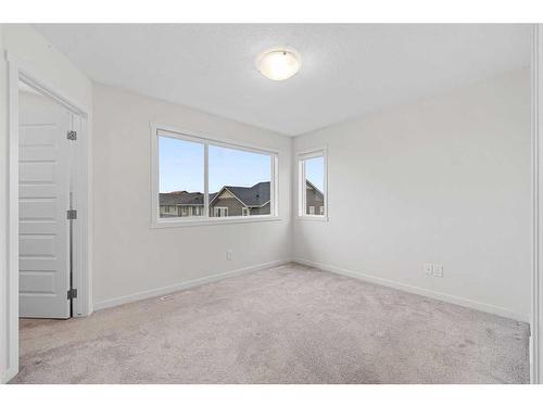 506-70 Saddlestone Drive Ne, Calgary, AB - Indoor Photo Showing Other Room