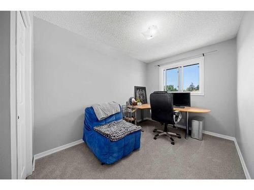 131 Falworth Way Ne, Calgary, AB - Indoor