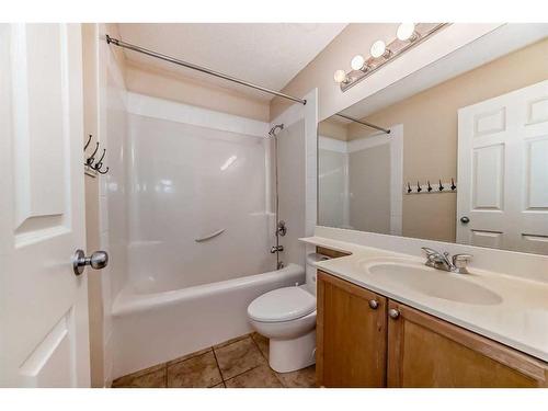 96 Weston Manor Sw, Calgary, AB - Indoor Photo Showing Bathroom