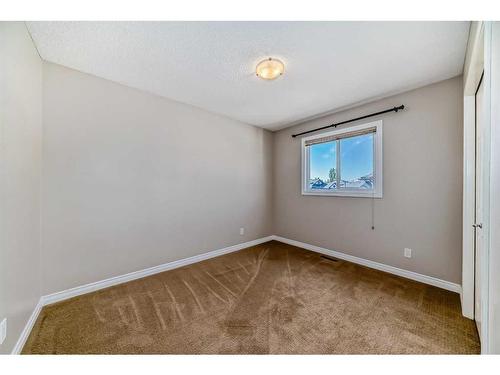 96 Weston Manor Sw, Calgary, AB - Indoor Photo Showing Other Room