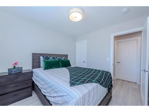 730 Savanna Landing Ne, Calgary, AB - Indoor Photo Showing Bedroom