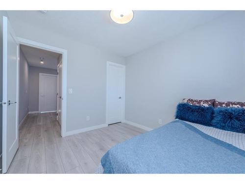 730 Savanna Landing Ne, Calgary, AB - Indoor Photo Showing Bedroom