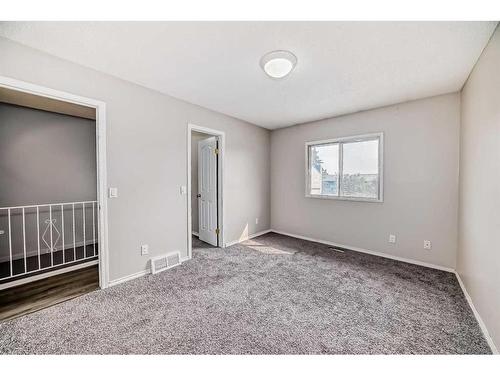 502-919 38 Street Ne, Calgary, AB - Indoor Photo Showing Other Room