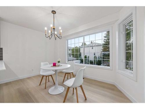 47 Kingsland Villas Sw, Calgary, AB - Indoor Photo Showing Dining Room