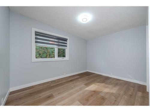 5655 Dalhousie Drive Nw, Calgary, AB - Indoor Photo Showing Other Room