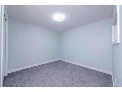 5655 Dalhousie Drive Nw, Calgary, AB - Indoor Photo Showing Other Room