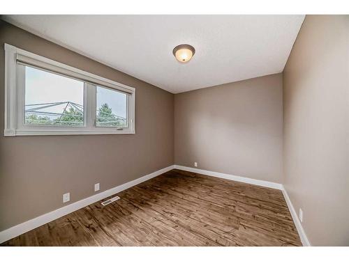 35 Whitefield Crescent Ne, Calgary, AB - Indoor Photo Showing Other Room