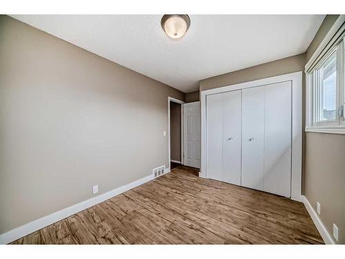 35 Whitefield Crescent Ne, Calgary, AB - Indoor Photo Showing Other Room