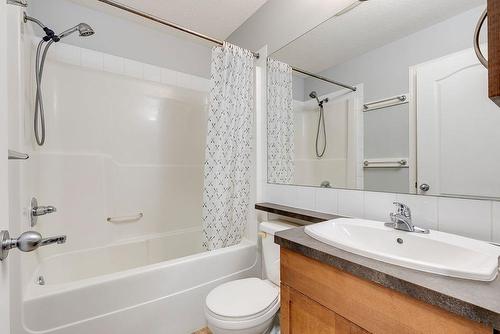 180 Silverado Way Sw, Calgary, AB - Indoor Photo Showing Bathroom