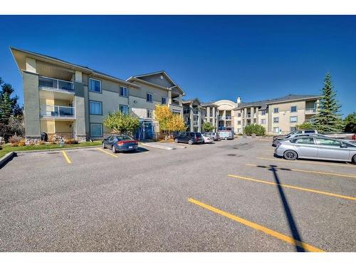 1213-2518 Fish Creek Boulevard Sw, Calgary, AB - Outdoor