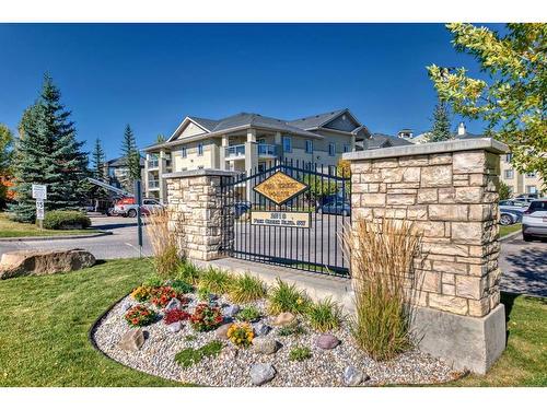 1213-2518 Fish Creek Boulevard Sw, Calgary, AB - Outdoor