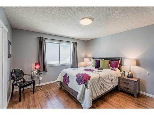 230 Arbour Ridge Park Nw, Calgary, AB - Indoor Photo Showing Bedroom