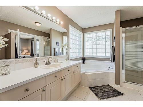 230 Arbour Ridge Park Nw, Calgary, AB - Indoor Photo Showing Bathroom