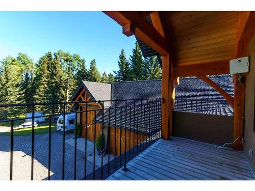 5067 Highway 579, Rural Mountain View County, AB - Indoor