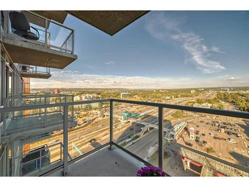 1610-3830 Brentwood Road Nw, Calgary, AB - Outdoor With View