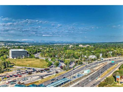 1610-3830 Brentwood Road Nw, Calgary, AB - Outdoor With View