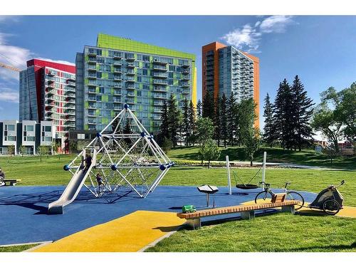 1610-3830 Brentwood Road Nw, Calgary, AB - Outdoor