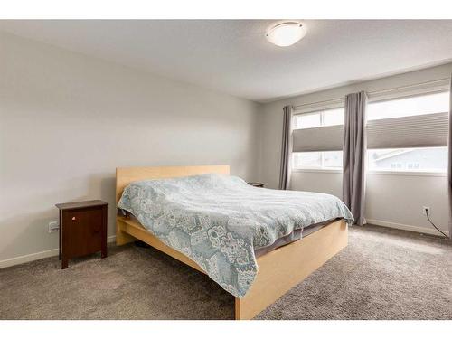 33 Sage Bluff Close Nw, Calgary, AB - Indoor Photo Showing Bedroom